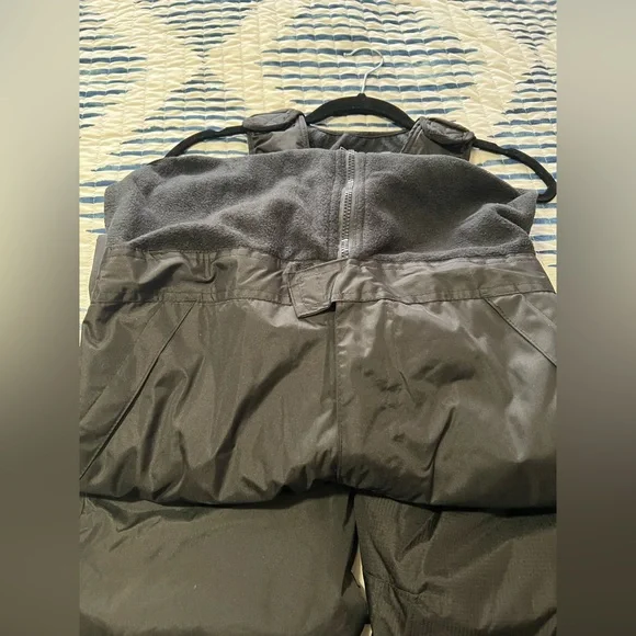 Vertical9 Black Winter Snow Jumper - Picture 2 of 5